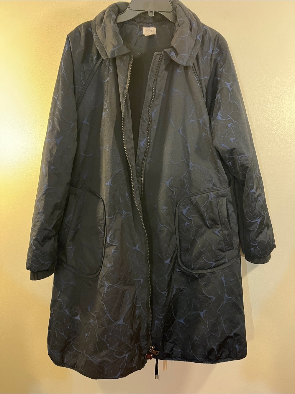 LOGO by Lori Goldstein Navy and Black Patterned Long Puffer Coat